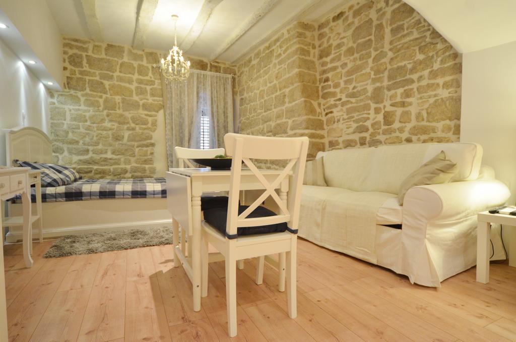 Studios Villa Rossella 4 روفينج المظهر الخارجي الصورة